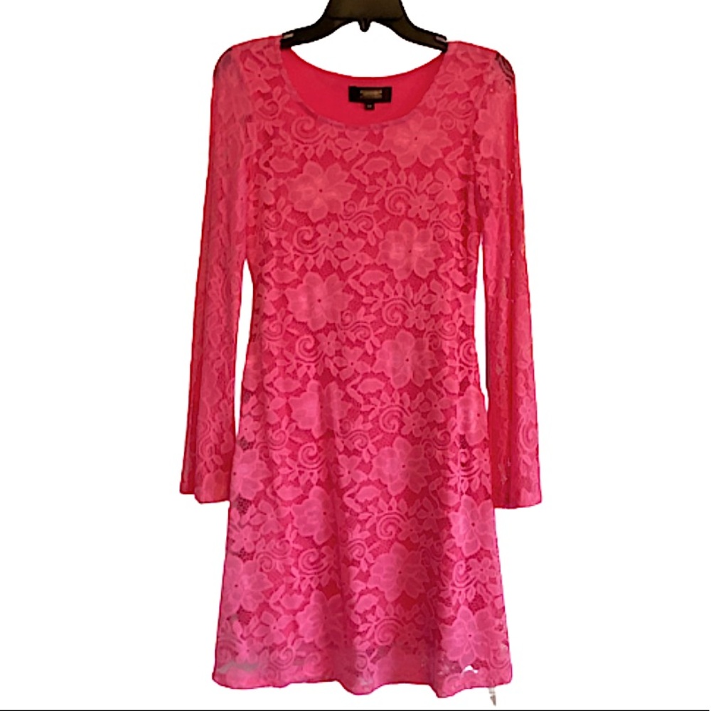 EUC Alexia Admor gorgeous pink lace long sleeved dress